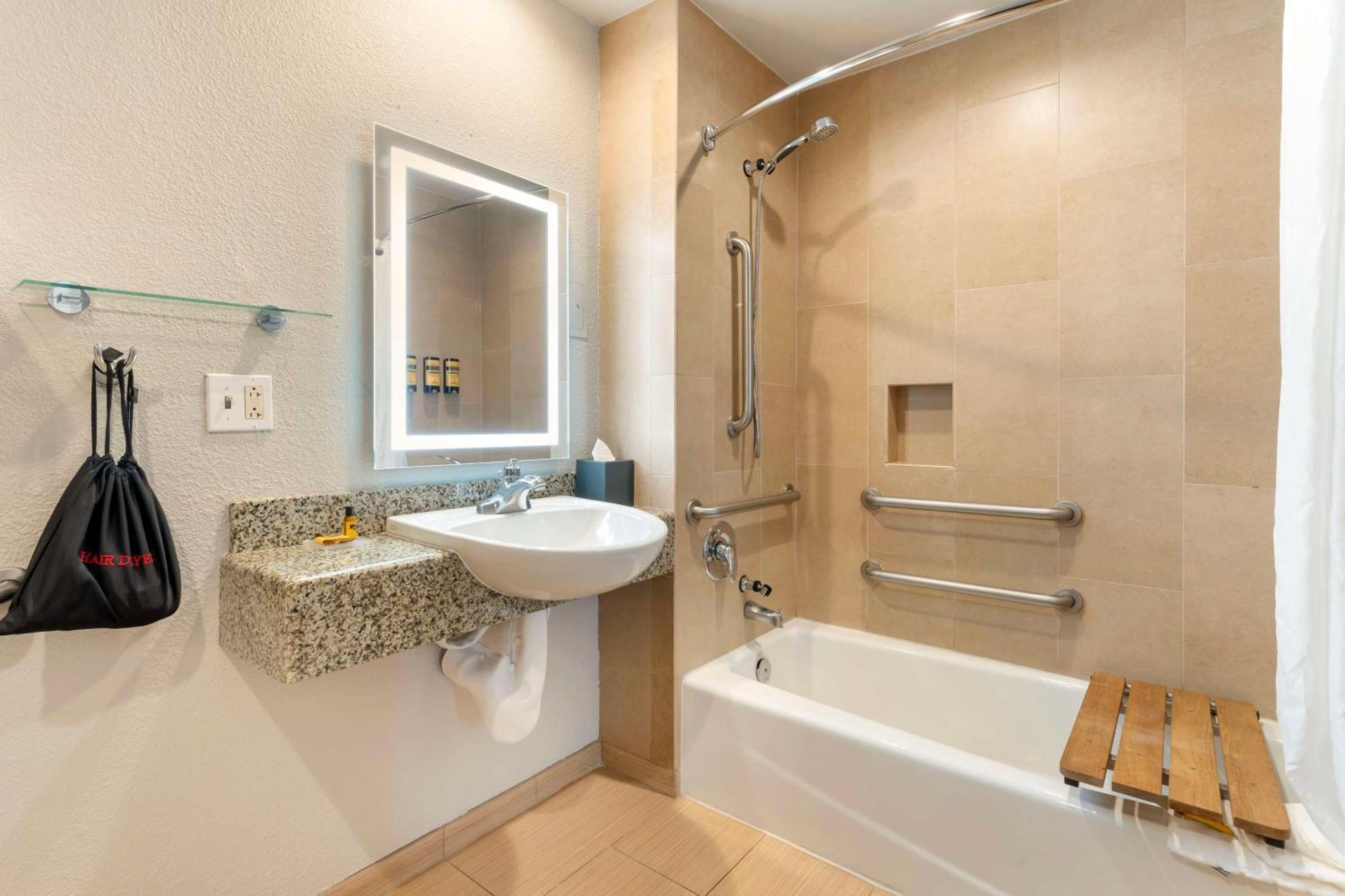 Best Western Plus Rancho Cordova Inn Εξωτερικό φωτογραφία