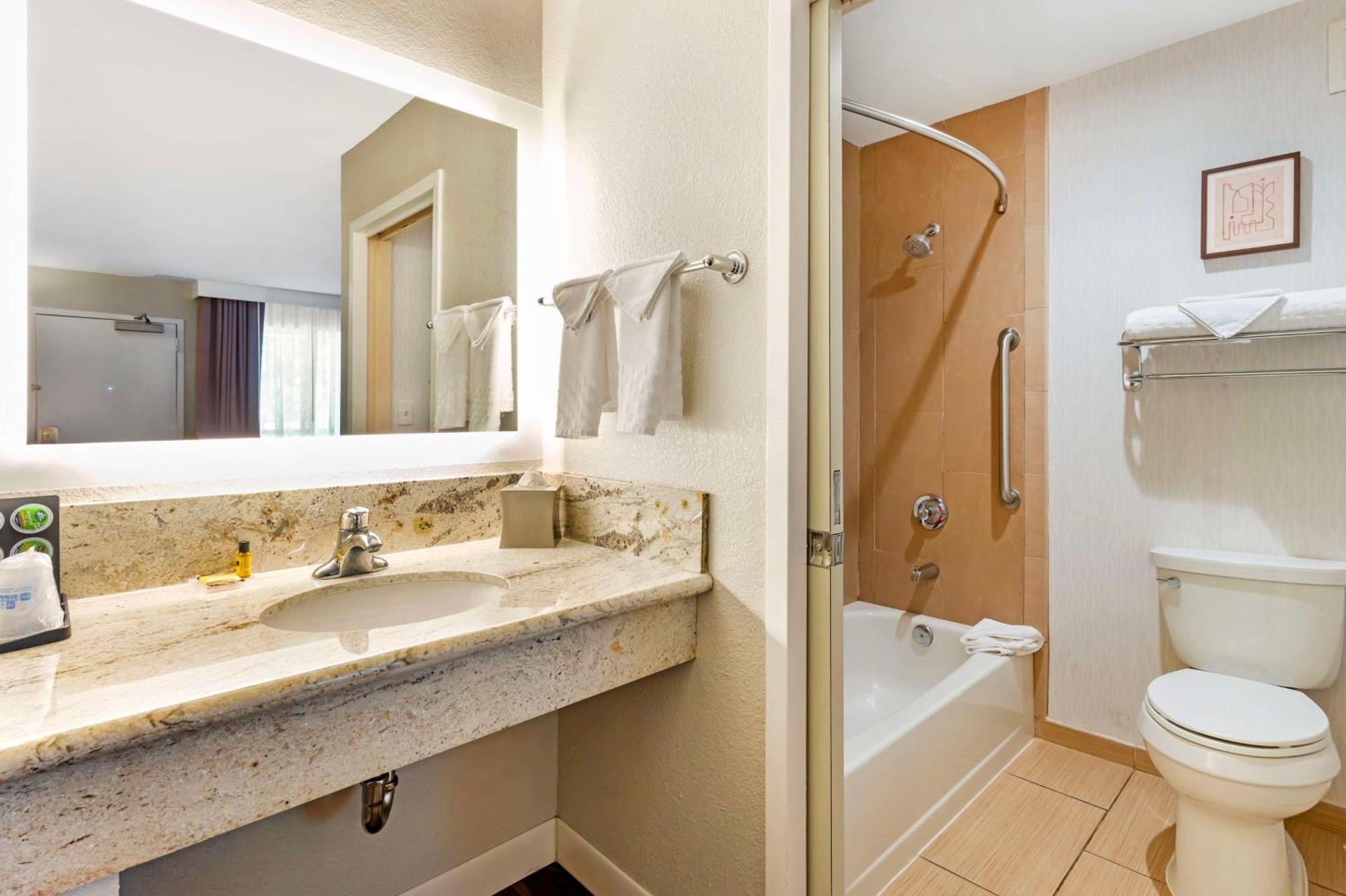 Best Western Plus Rancho Cordova Inn Εξωτερικό φωτογραφία