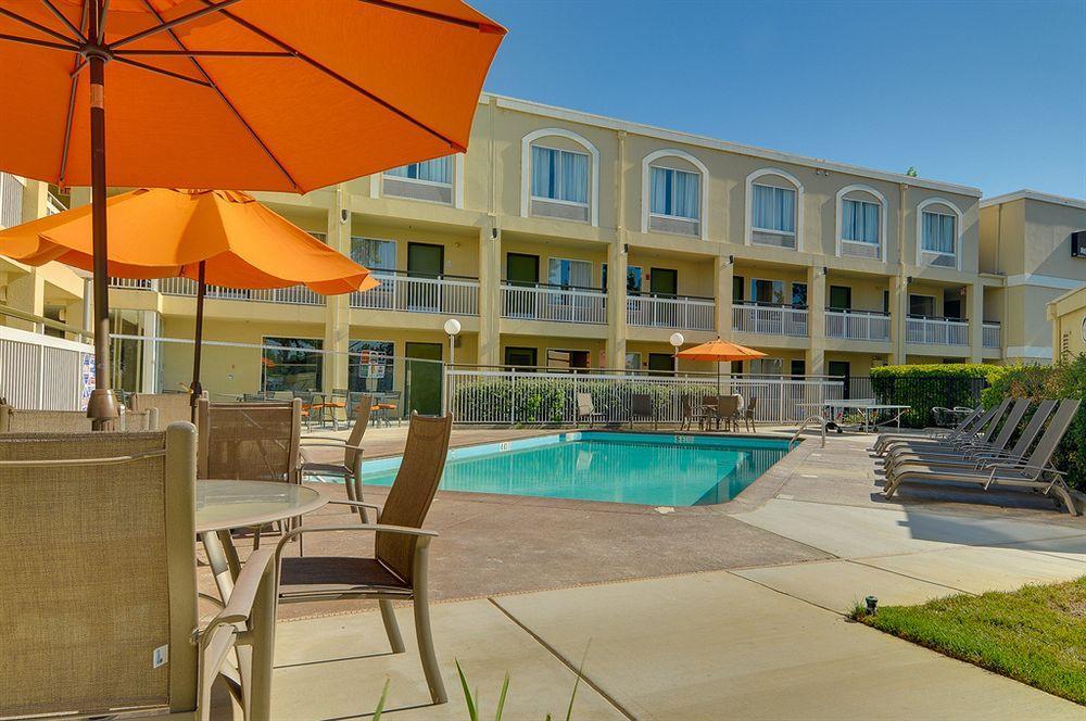 Best Western Plus Rancho Cordova Inn Εξωτερικό φωτογραφία